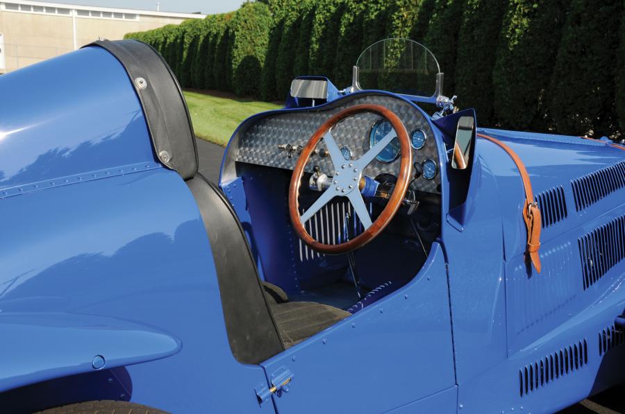 Интерьер Delage D6-3L-S 3-Litre Grand Prix 1939 года  (фото 2 из 5)